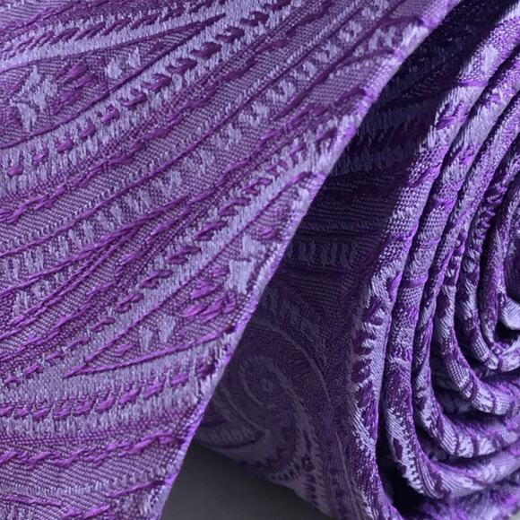 HUGO BOSS "BOSS" PAISLEY SILK TIE - Picture 15 of 15